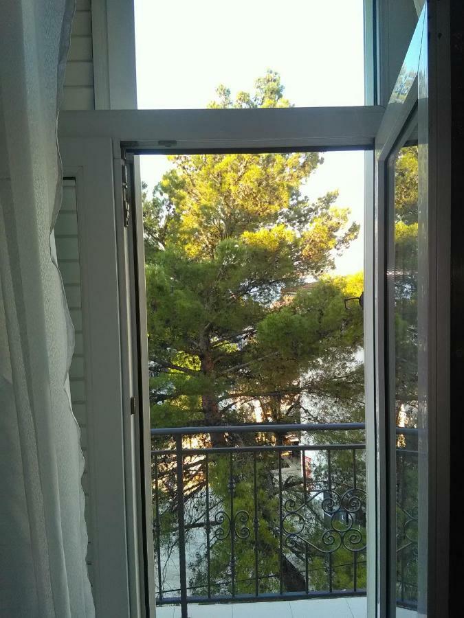 Apartment Sandra 2+2 *** Crikvenica Exterior foto